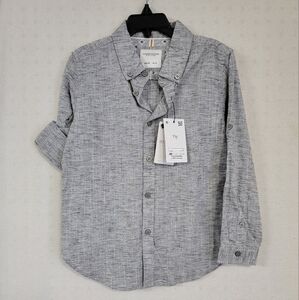 NWT! Denim & Flower gray button-up shirt with adjustable sleeves